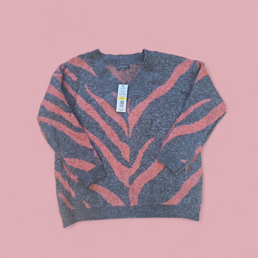 Joseph A Gray Sweater with Pink Accents